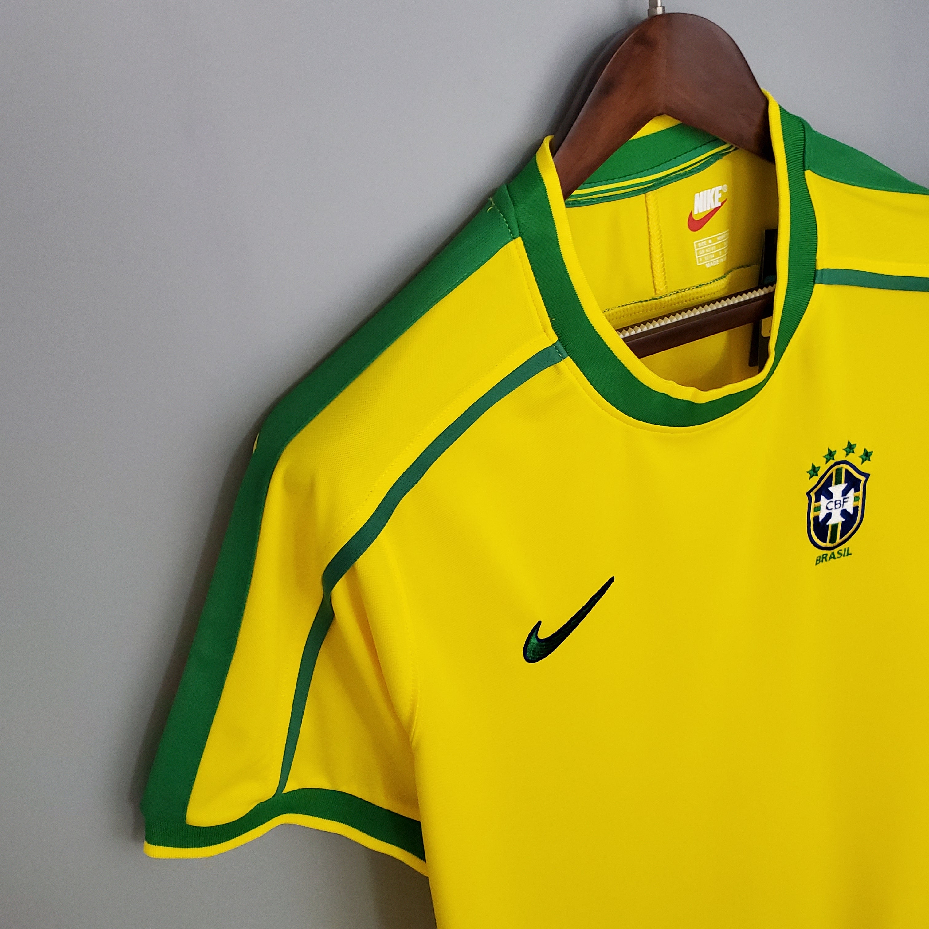 Maillots rétro – Équipes nationales légendaires