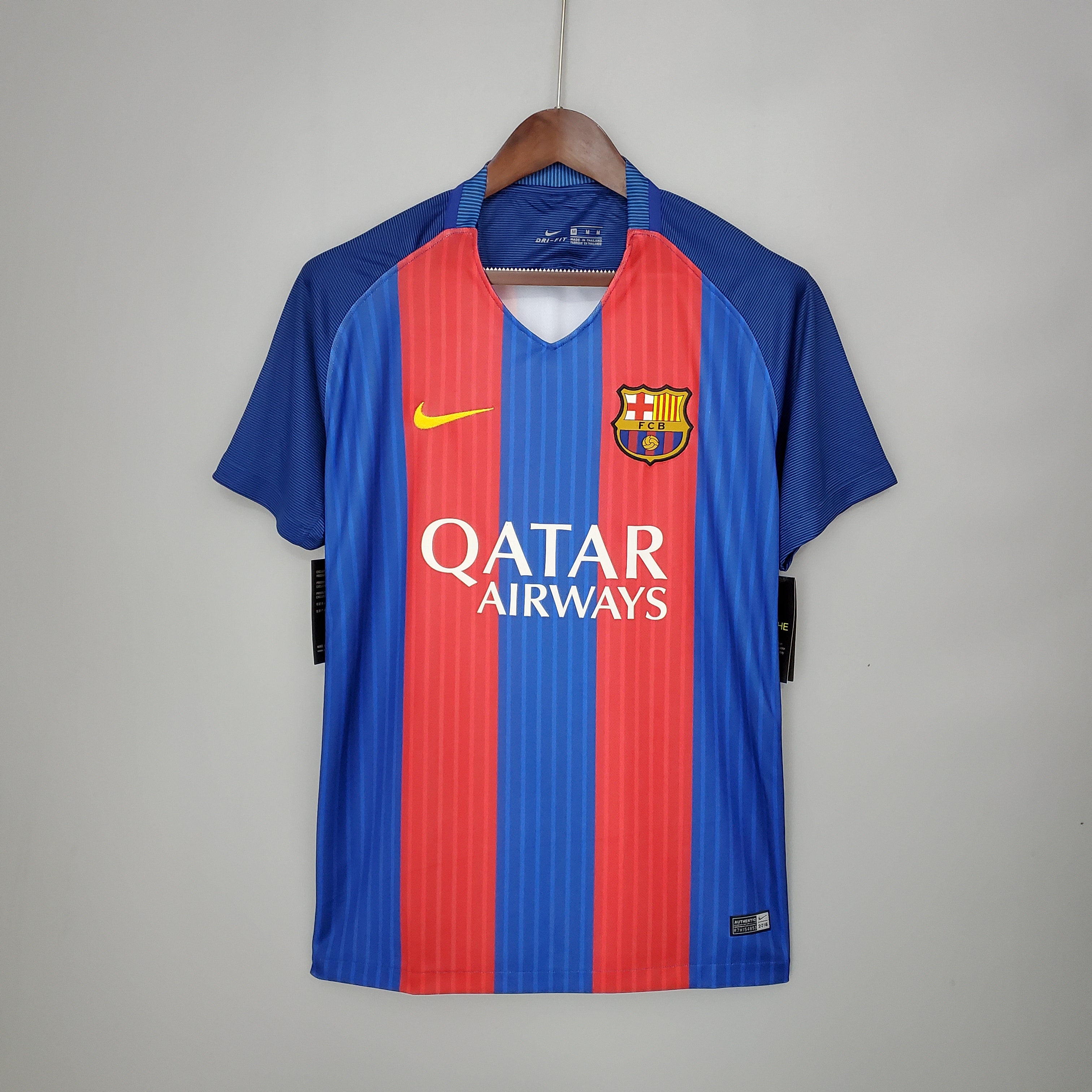 Maillot Vintage Rétro FC Barcelone 2016/17 – Domicile Blaugrana